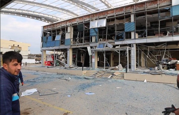 Аутомобил бомба усмртио два полицајца